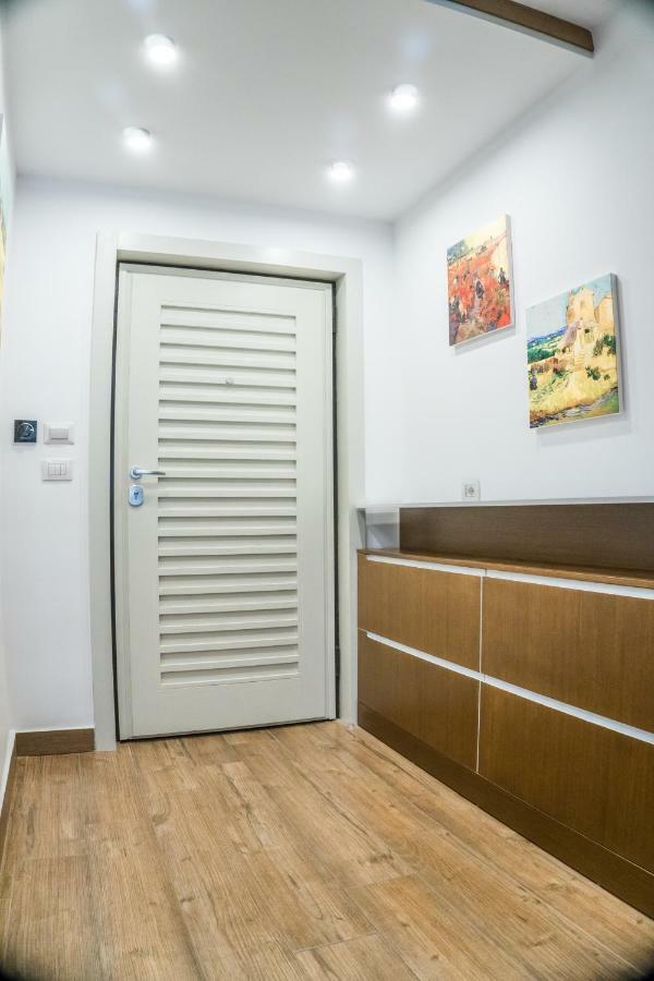 Venere Tirana Suite Exterior foto